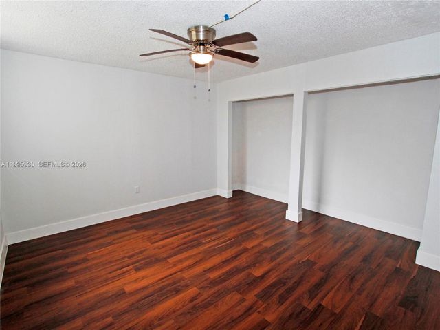 9411 SW 4th St 308, Miami, FL 33174