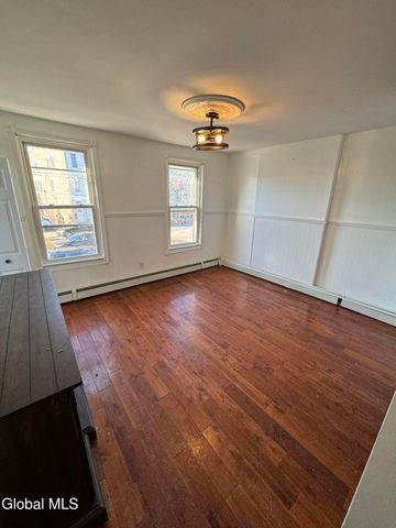 556 2nd Street, Troy, NY 12180