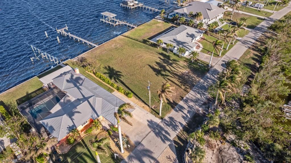 2226 8th AVE, ST. JAMES CITY, FL 33956 — photo 3