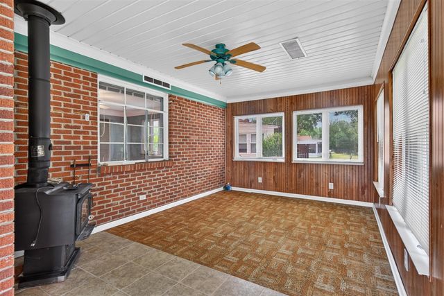 1253 Levant Street, Jackson, MI 49203