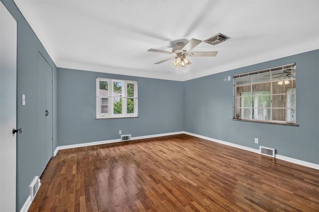 1253 Levant Street, Jackson, MI 49203