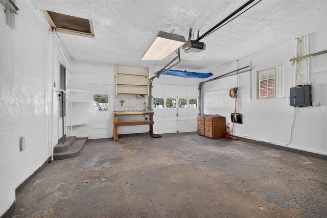 1253 Levant Street, Jackson, MI 49203