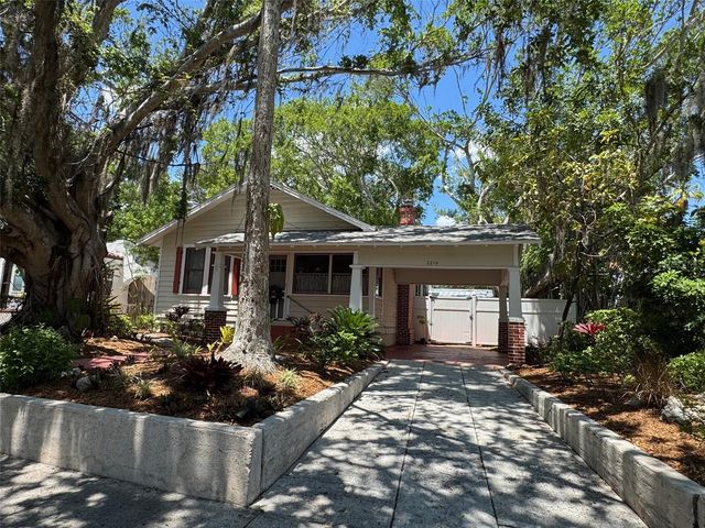 2210 14TH AVENUE W, Bradenton, FL 34205