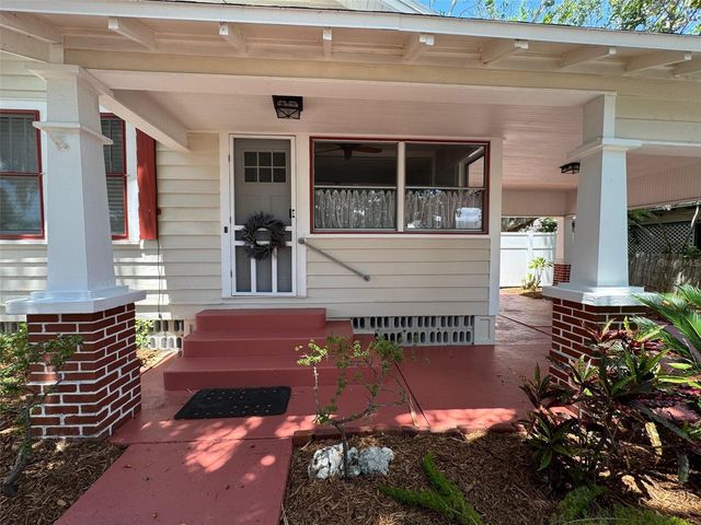 2210 14TH AVENUE W, Bradenton, FL 34205