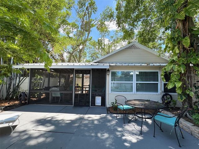 2210 14TH AVENUE W, Bradenton, FL 34205