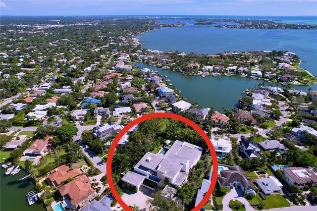 1347 HARBOR DRIVE, Sarasota, FL 34239