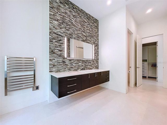 1347 HARBOR DRIVE, Sarasota, FL 34239