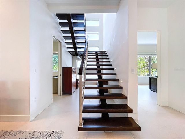 1347 HARBOR DRIVE, Sarasota, FL 34239