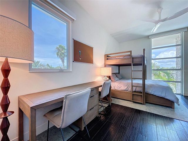 1347 HARBOR DRIVE, Sarasota, FL 34239