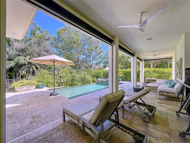 1347 HARBOR DRIVE, Sarasota, FL 34239