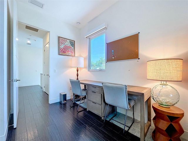 1347 HARBOR DRIVE, Sarasota, FL 34239