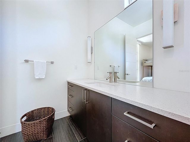 1347 HARBOR DRIVE, Sarasota, FL 34239