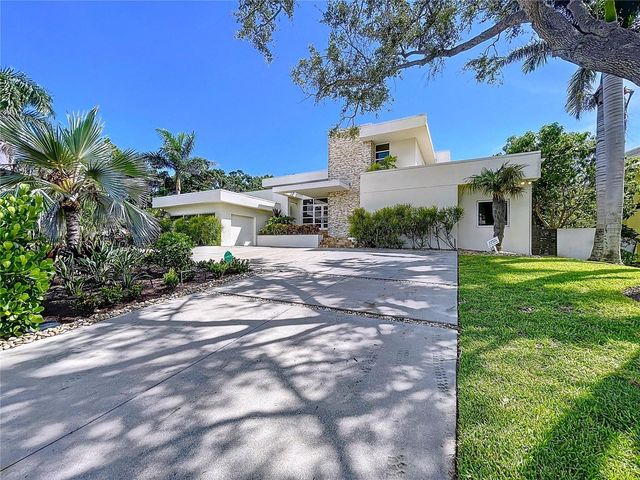 1347 HARBOR DRIVE, Sarasota, FL 34239