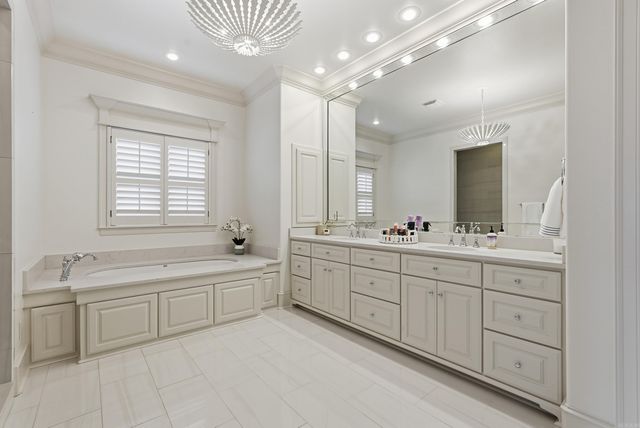 17109 Waterview Meadow Boulevard, Roland, AR 72135