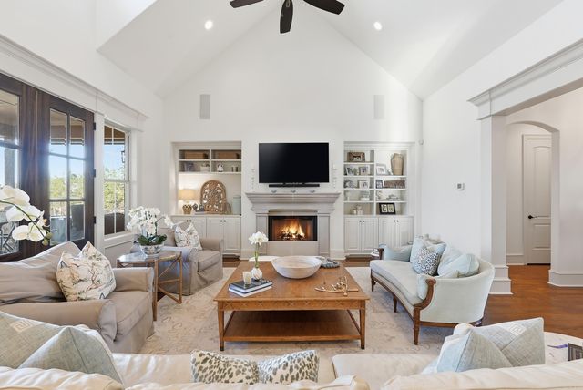 17109 Waterview Meadow Boulevard, Roland, AR 72135