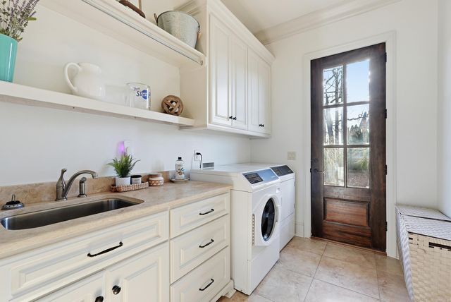 17109 Waterview Meadow Boulevard, Roland, AR 72135