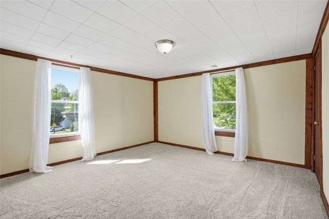 809 Frank St, West Mifflin, PA 15122