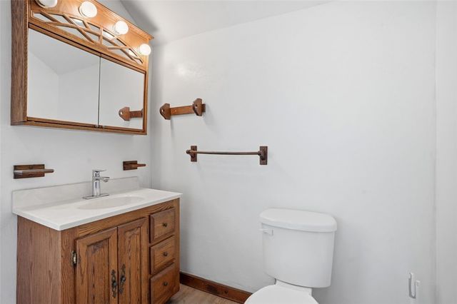 809 Frank St, West Mifflin, PA 15122