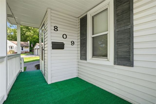 809 Frank St, West Mifflin, PA 15122