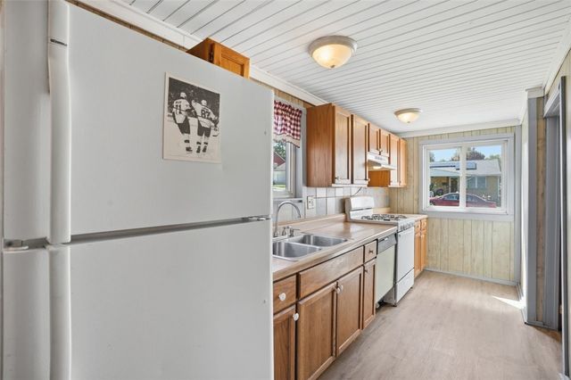 809 Frank St, West Mifflin, PA 15122