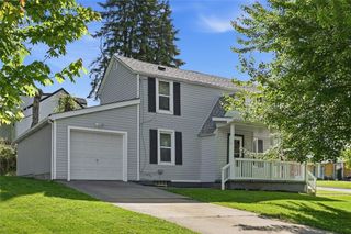 809 Frank St, West Mifflin, PA 15122