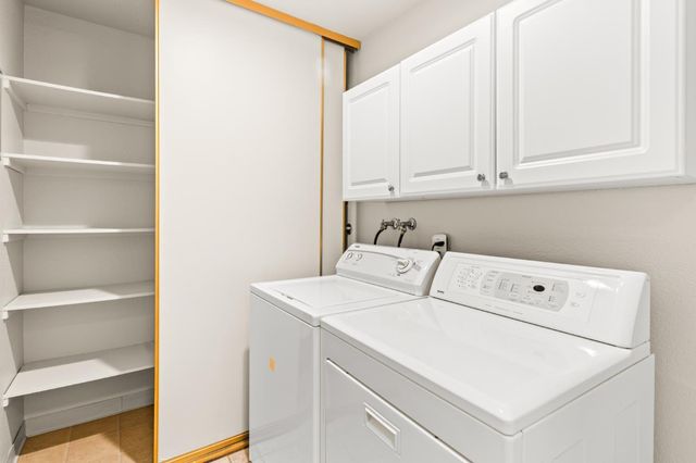 905 Apricot Avenue G, Campbell, CA 95008