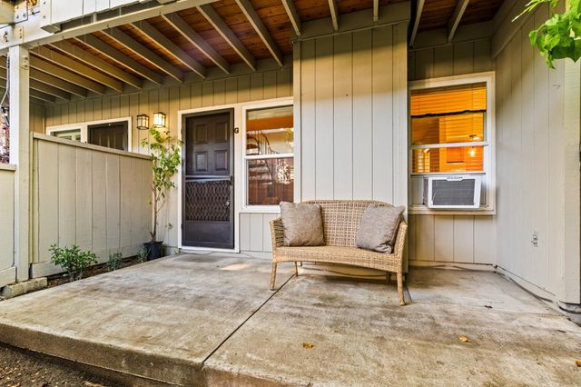 905 Apricot Avenue G, Campbell, CA 95008