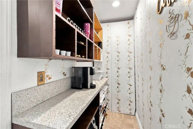 2533 S Hope Avenue, Ontario, CA 91761