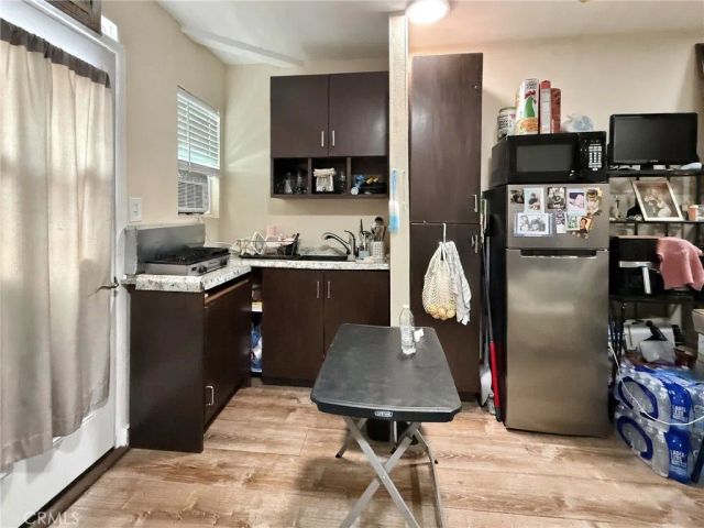 2533 S Hope Avenue, Ontario, CA 91761