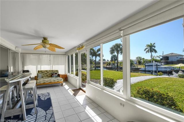 3018 SE 18th PL, Cape Coral, FL 33904