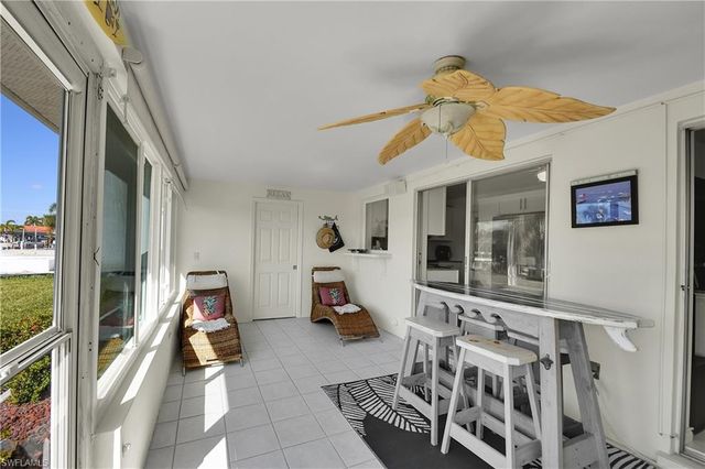 3018 SE 18th PL, Cape Coral, FL 33904