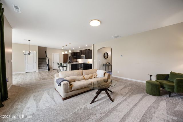 2206 Summit View Ct, La Grange, KY 40031