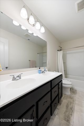 2206 Summit View Ct, La Grange, KY 40031