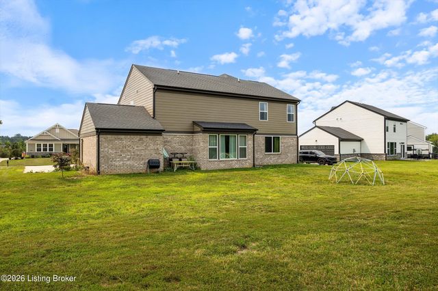 2206 Summit View Ct, La Grange, KY 40031