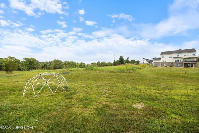 2206 Summit View Ct, La Grange, KY 40031