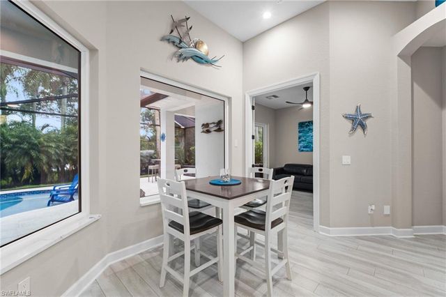 9042 Bronco CT, Naples, FL 34113