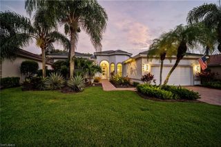 9042 Bronco CT, Naples, FL 34113