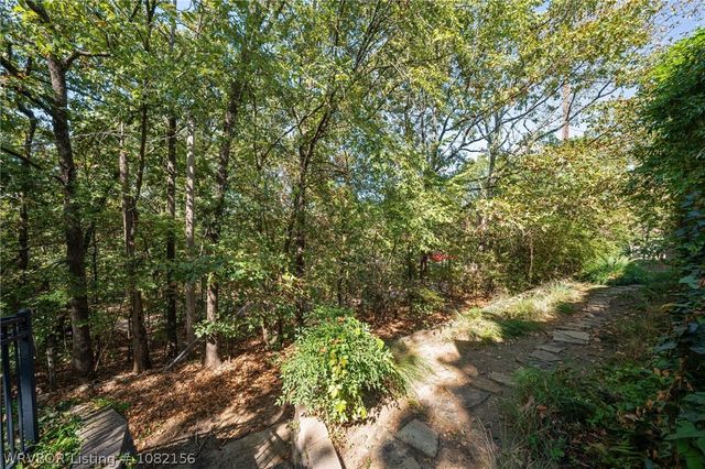 7305 Kensington Court, Fort Smith, AR 72903