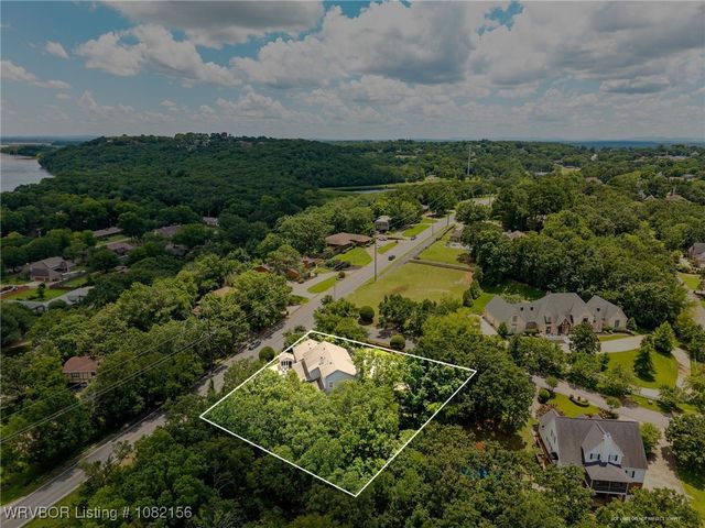 7305 Kensington Court, Fort Smith, AR 72903