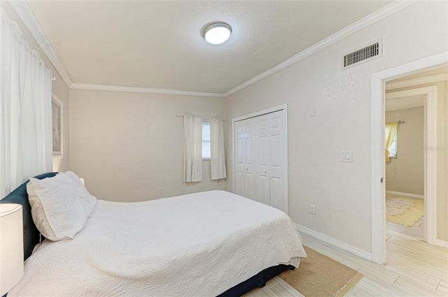 161 SUNTAN AVENUE, Sarasota, FL 34237