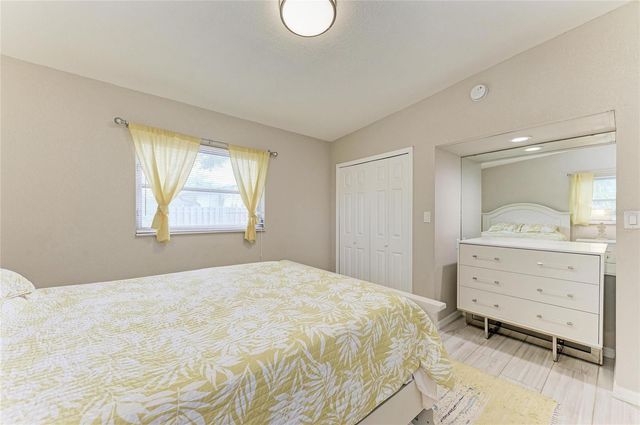 161 SUNTAN AVENUE, Sarasota, FL 34237