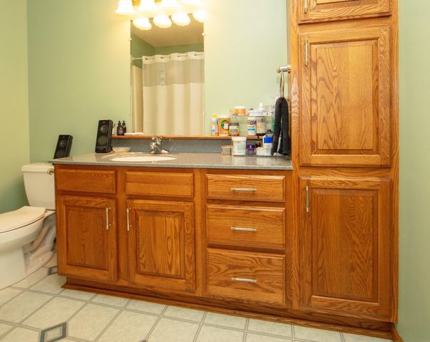 104 Maple Circle, Waverly, IA 50677