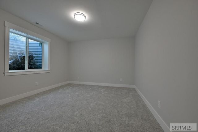 837 E 1560 N, Shelley, ID 83274