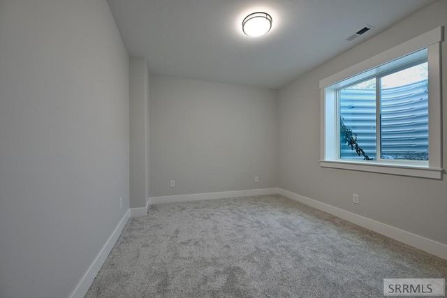 837 E 1560 N, Shelley, ID 83274