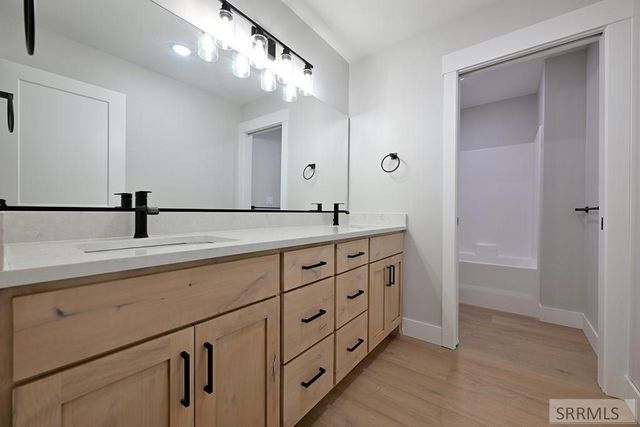 837 E 1560 N, Shelley, ID 83274