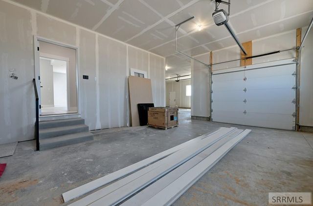 837 E 1560 N, Shelley, ID 83274