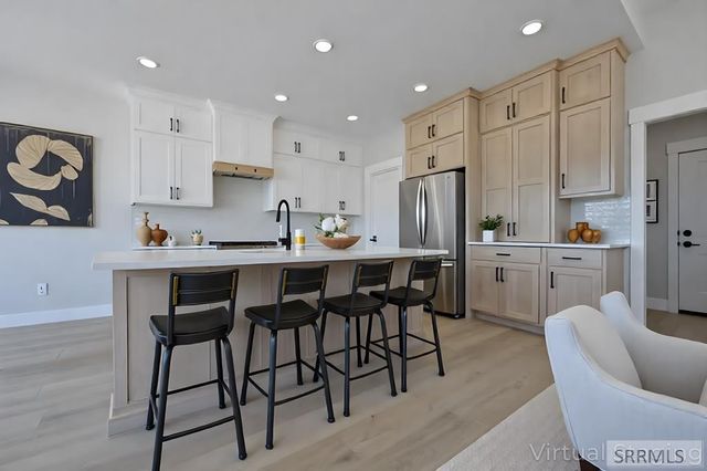 837 E 1560 N, Shelley, ID 83274