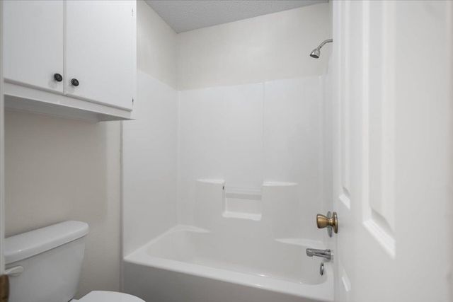 703 Daniel St, Gladewater, TX 75647