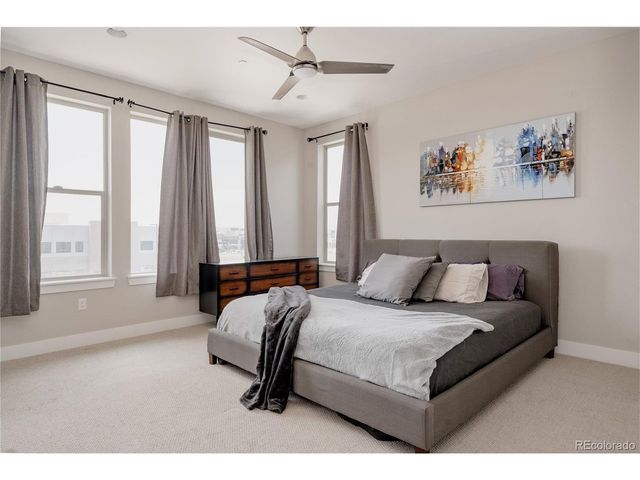 8952 E 47th Ave, Denver, CO 80238