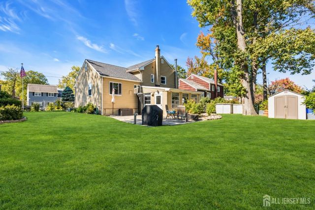 4 Willow Avenue, Edison, NJ 08817